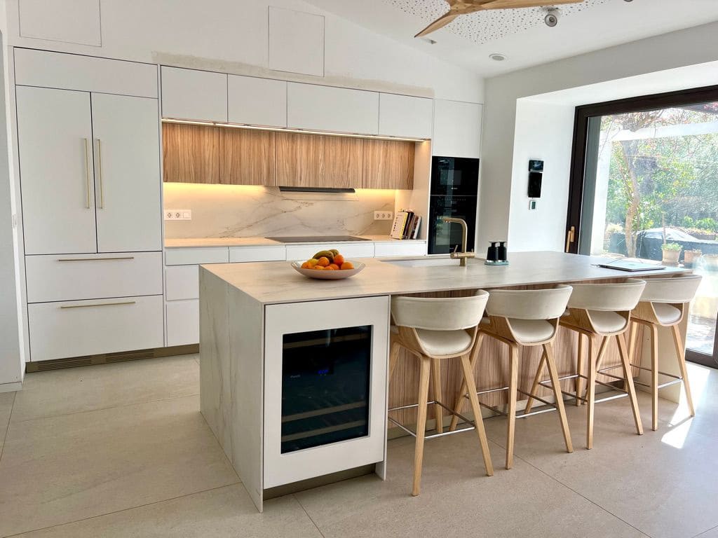 Finca/Casa Rural de 4 habitaciones en Palma de Mallorca en alquiler con piscina - 14.000 € (Ref: 9849855)