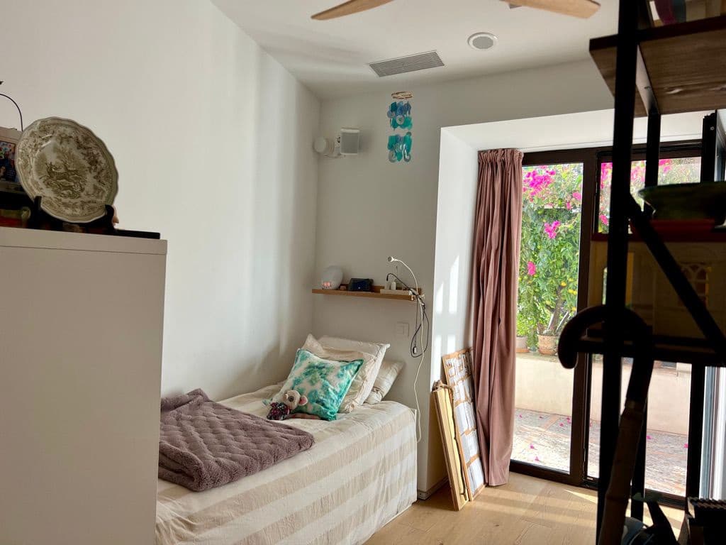 Finca/Casa Rural de 4 habitaciones en Palma de Mallorca en alquiler con piscina - 14.000 € (Ref: 9849855)