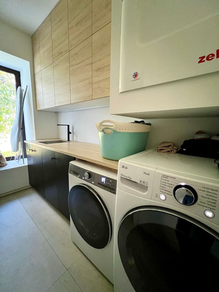 Finca/Casa Rural de 4 habitaciones en Palma de Mallorca en alquiler con piscina - 14.000 € (Ref: 9849855)
