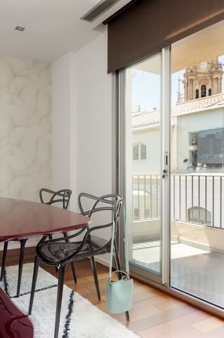 2 bedroom Apartment for sale in Centro Historico, Málaga city - € 740,000 (Ref: 9850112)