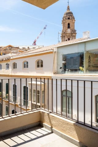 2 bedroom Apartment for sale in Centro Historico, Málaga city - € 740,000 (Ref: 9850112)