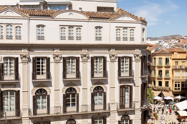 2 bedroom Apartment for sale in Centro Historico, Málaga city - € 740,000 (Ref: 9850112)