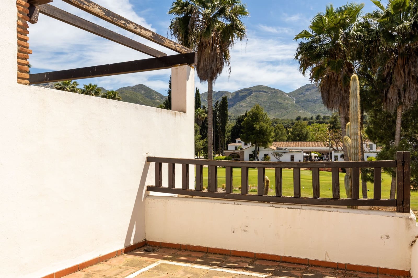 2 quarto Casa em Banda para venda em Alhaurin de la Torre - 419 000 € (Ref: 9850577)