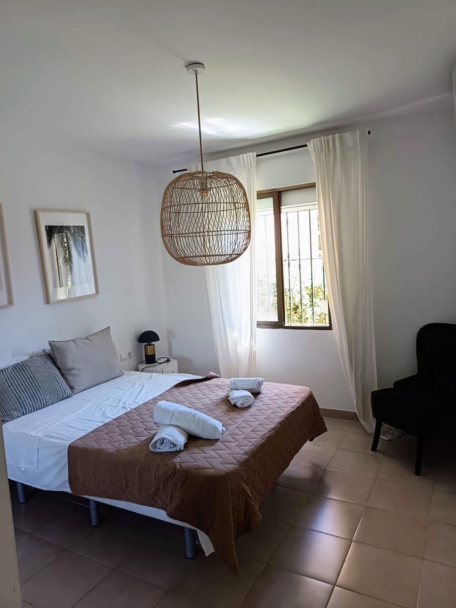 2 bedroom Apartment for rent in Mijas Costa with pool garage - € 1,400 (Ref: 9853024)