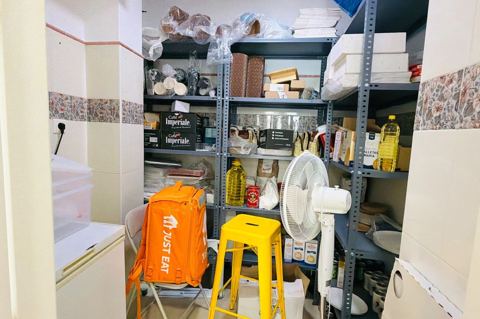 1 soverom Kommersiell til salgs i Fuengirola - € 35 000 (Ref: 9854409)