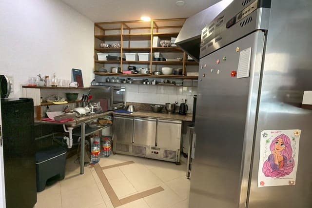 1 soverom Kommersiell til salgs i Centro ciudad, Fuengirola - € 35 000 (Ref: 9854409)