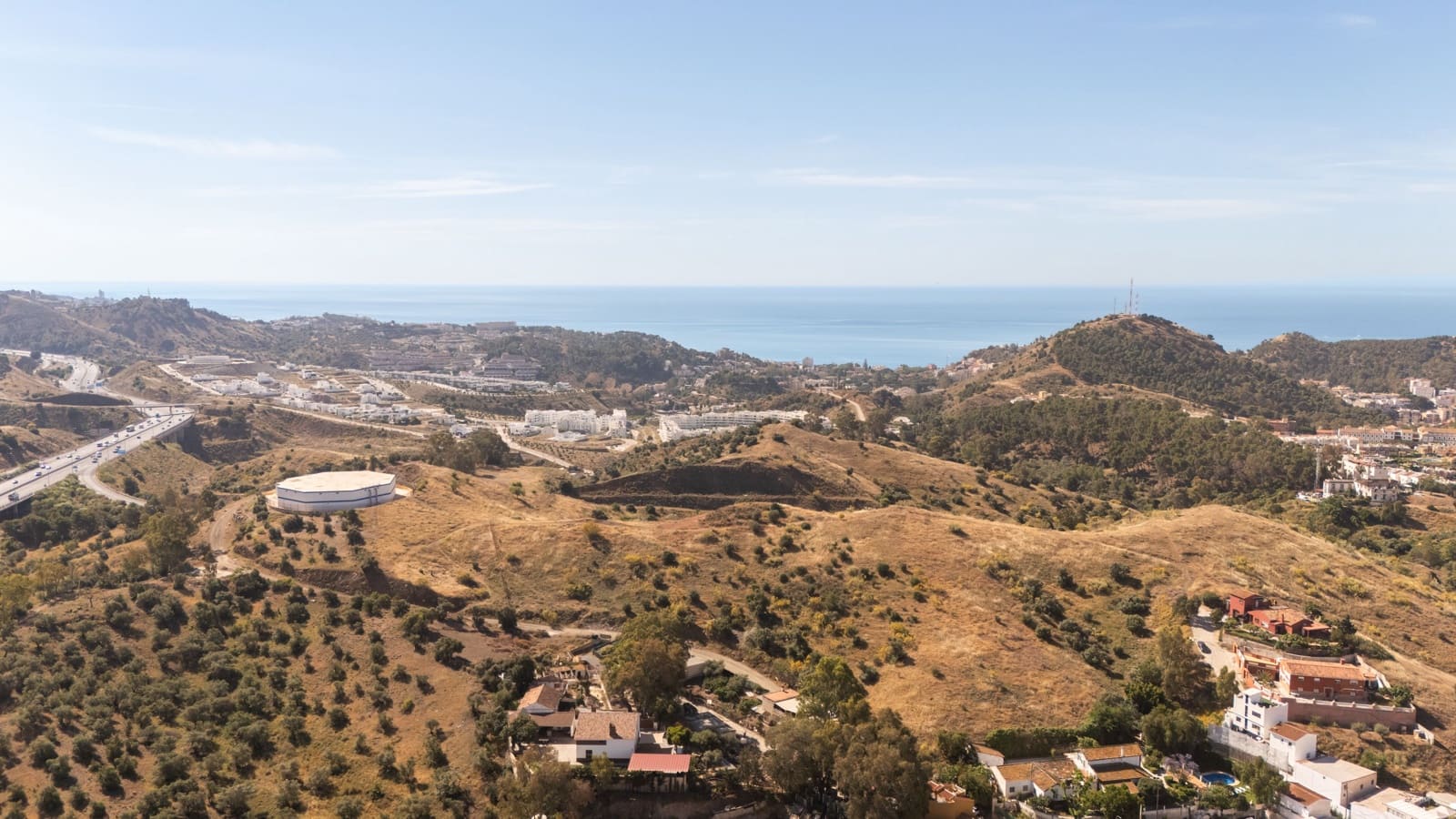 Hus til salgs i Malaga by med svømmebasseng - € 550 000 (Ref: 9855932)