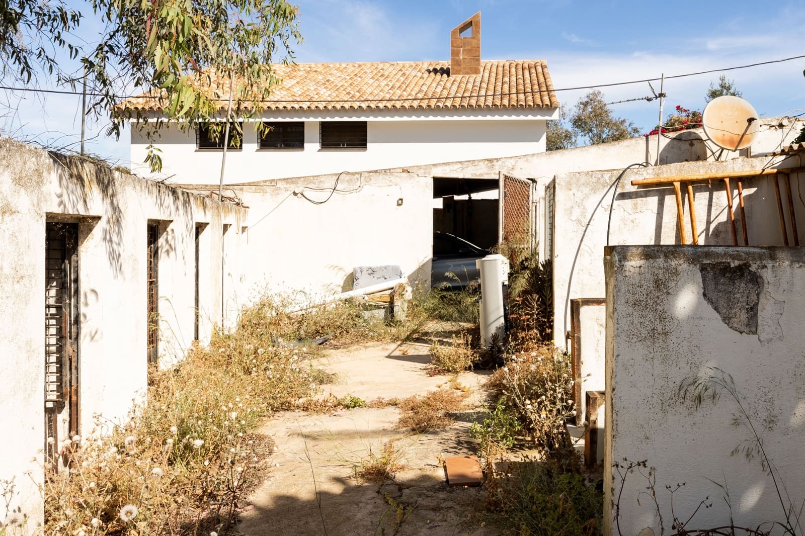 Hus til salgs i Malaga by med svømmebasseng - € 550 000 (Ref: 9855932)