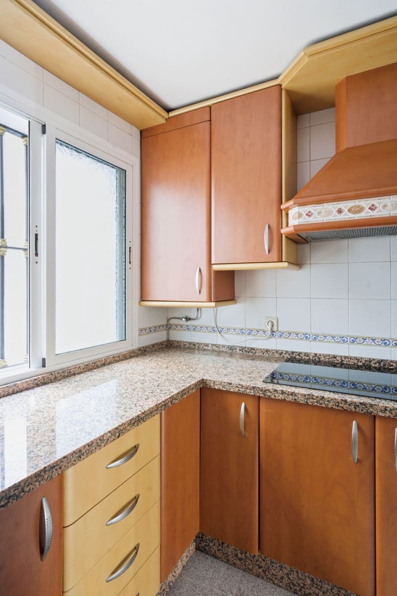 3 bedroom Apartment for rent in Malaga city with garage - € 1,500 (Ref: 9856327)