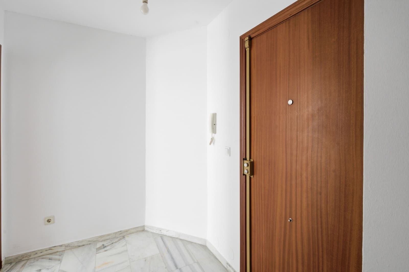 3 bedroom Apartment for rent in Malaga city with garage - € 1,500 (Ref: 9856327)