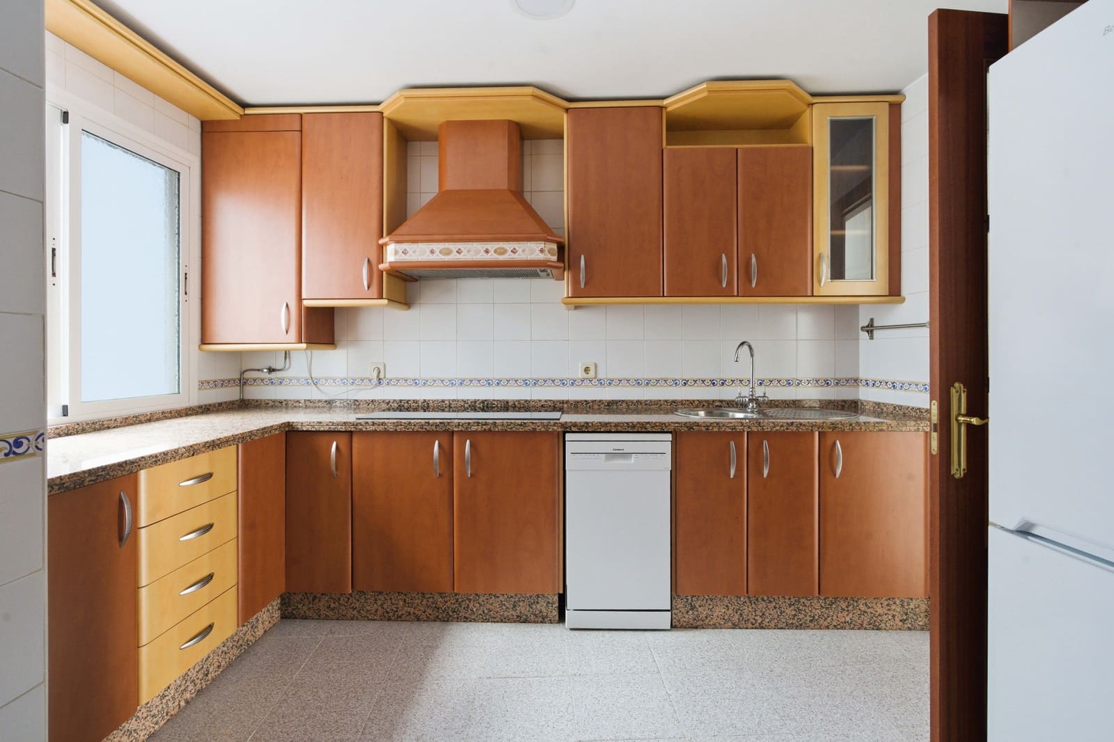 3 bedroom Apartment for rent in Malaga city with garage - € 1,500 (Ref: 9856327)