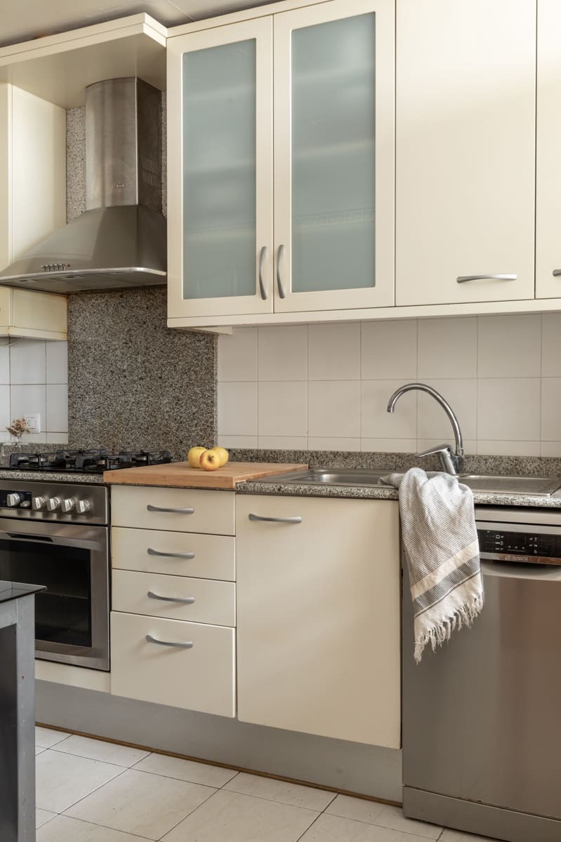 3 bedroom Apartment for sale in Palma de Mallorca - € 530,000 (Ref: 9858635)