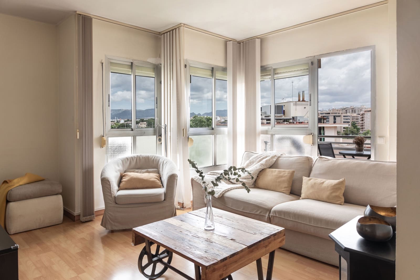 3 bedroom Apartment for sale in Palma de Mallorca - € 530,000 (Ref: 9858635)