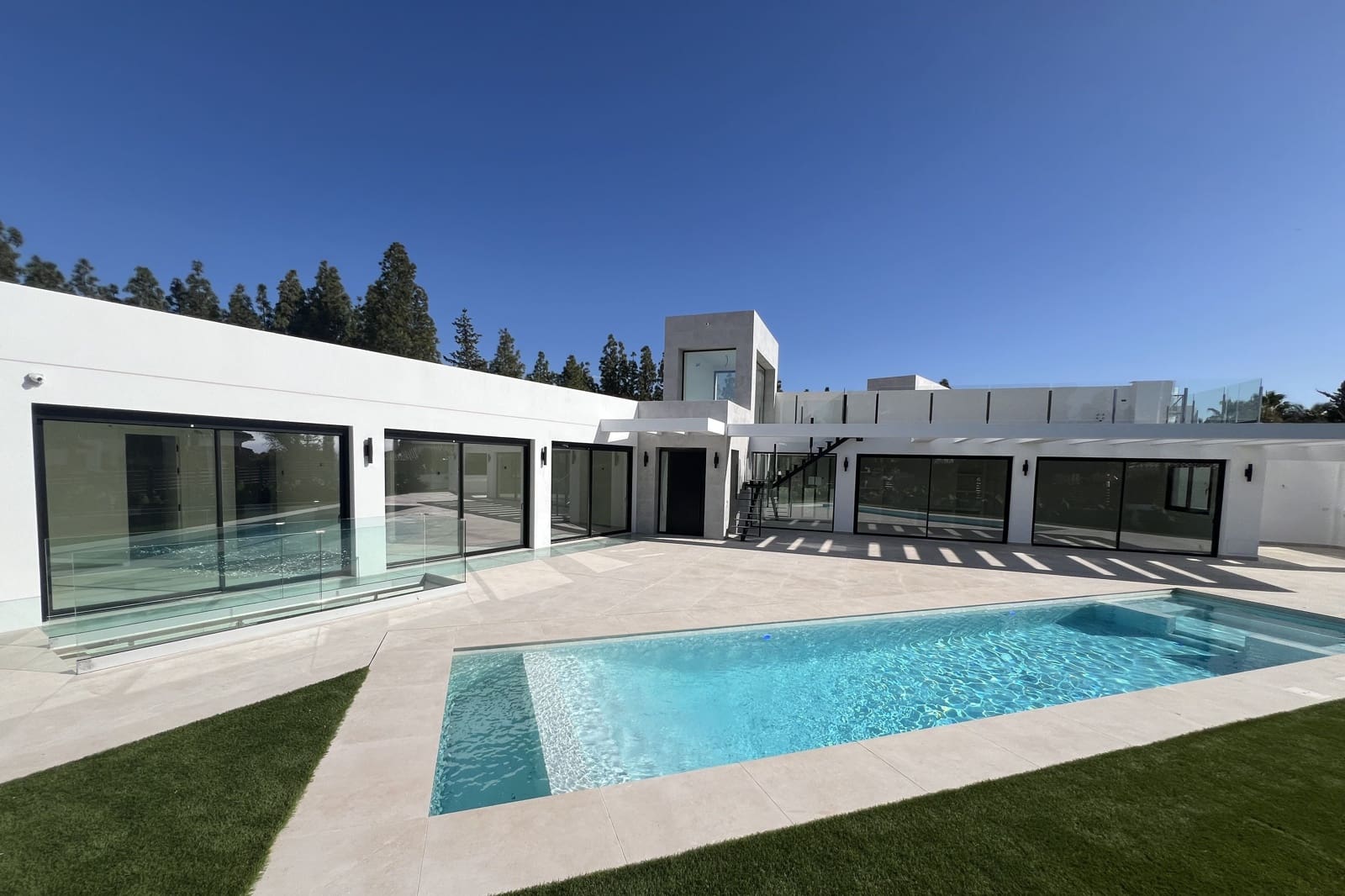 6 sypialnia Willa na sprzedaż w Mijas Costa z basenem - 2 548 000 € (Ref: 9860821)