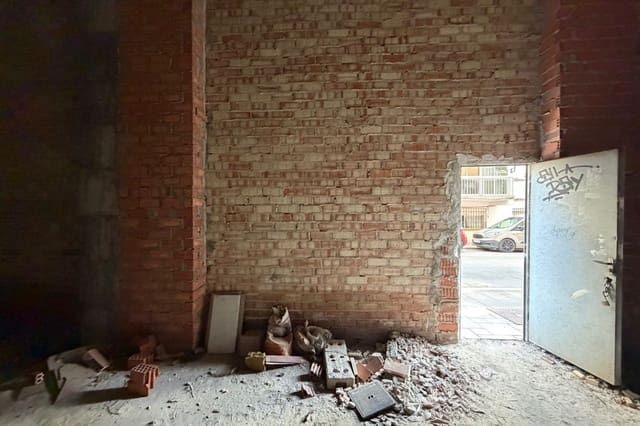 Erhverv til leje i Centro ciudad, Fuengirola - € 2.900 (Ref: 9860989)