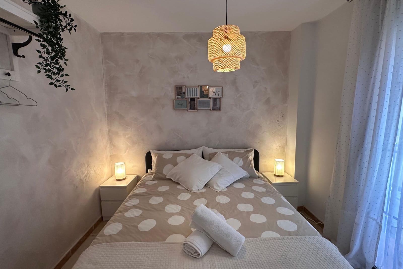 2 bedroom Apartment for sale in Antequera - € 195,000 (Ref: 9863907)