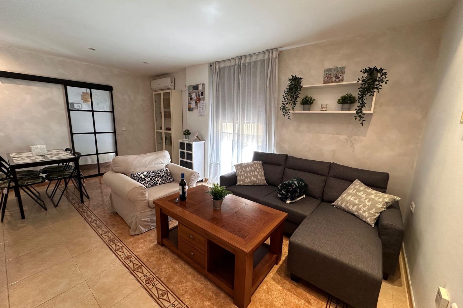 2 bedroom Apartment for sale in Antequera - € 195,000 (Ref: 9863907)