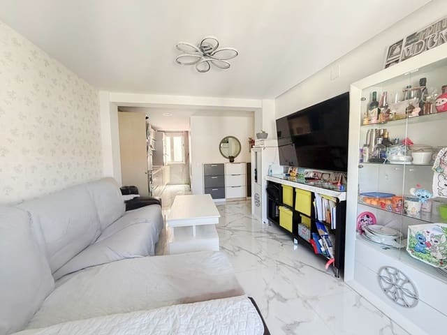 3 bedroom Flat for sale in Jaén city - € 95,000 (Ref: 9867456)