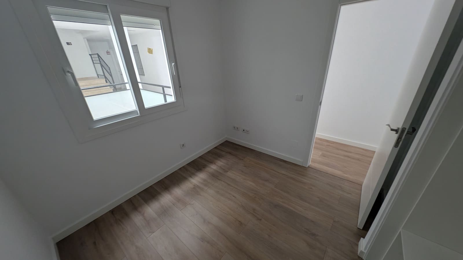 2 soveværelse Lejlighed til salg i Mijas Costa - € 220.000 (Ref: 9870436)