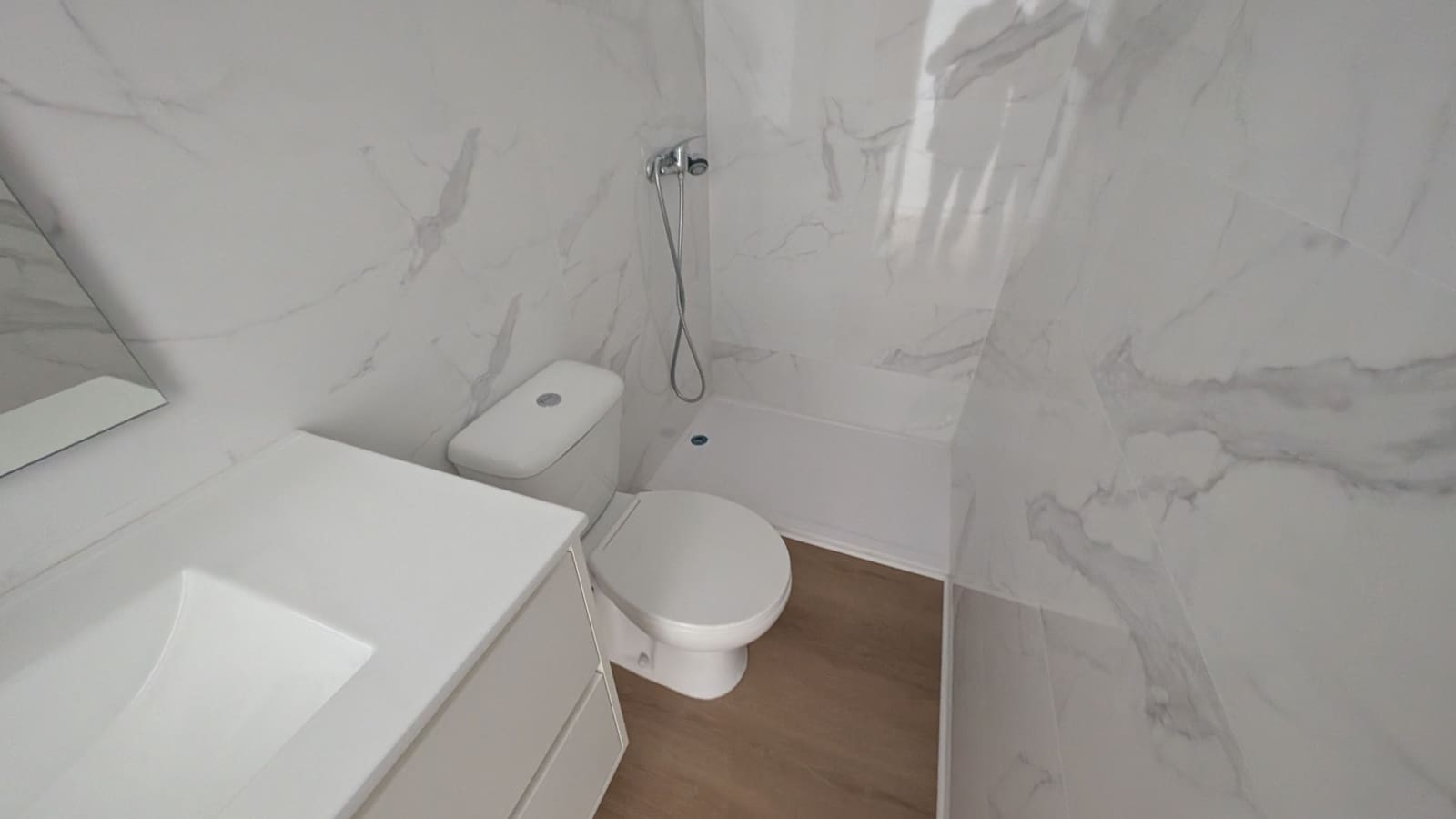 2 soveværelse Lejlighed til salg i Mijas Costa - € 220.000 (Ref: 9870436)