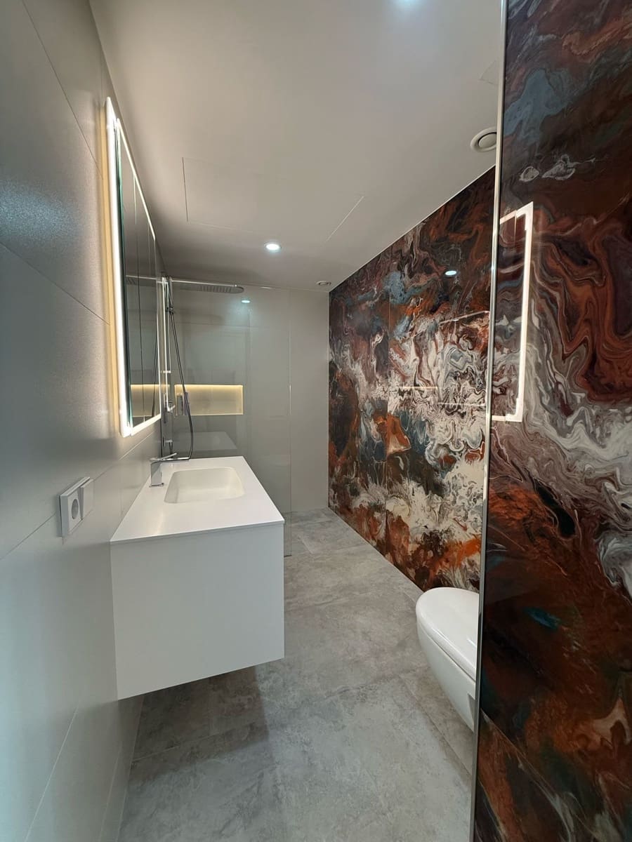 4 soveværelse Byhus til leje i Palma de Mallorca med swimmingpool garage - € 4.700 (Ref: 9872397)