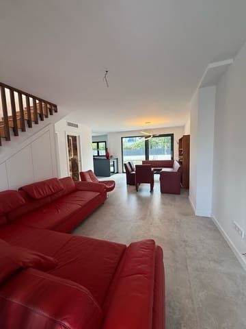 4 soveværelse Byhus til leje i Las Maravillas, Palma de Mallorca med swimmingpool garage - € 4.700 (Ref: 9872397)