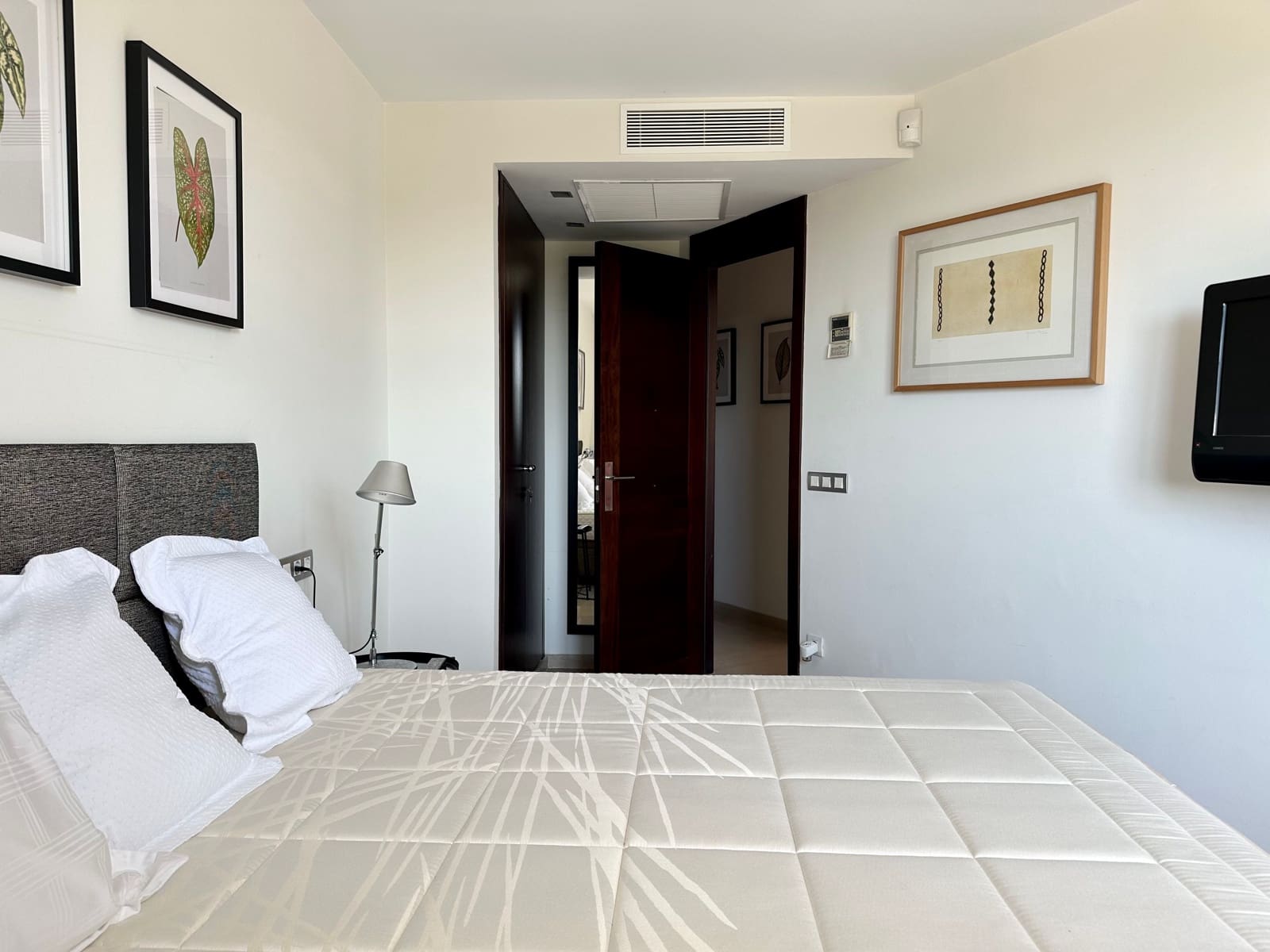 2 soveværelse Lejlighed til leje i Palma de Mallorca med garage - € 3.500 (Ref: 9877231)