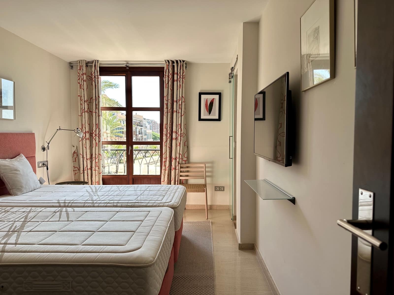 2 soveværelse Lejlighed til leje i Palma de Mallorca med garage - € 3.500 (Ref: 9877231)