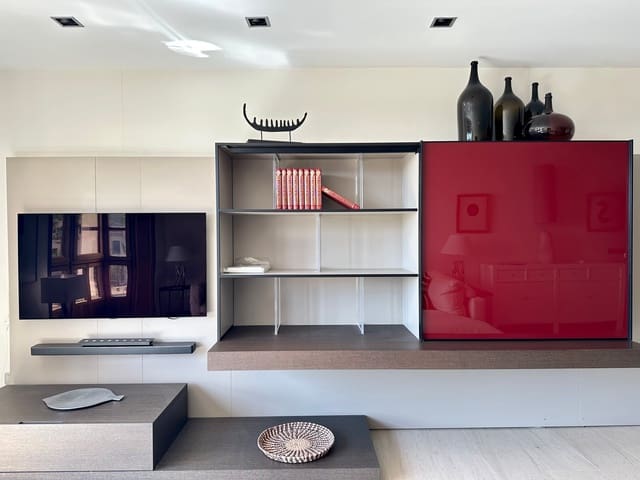 2 soveværelse Lejlighed til leje i La Calatrava, Palma de Mallorca med garage - € 3.500 (Ref: 9877231)