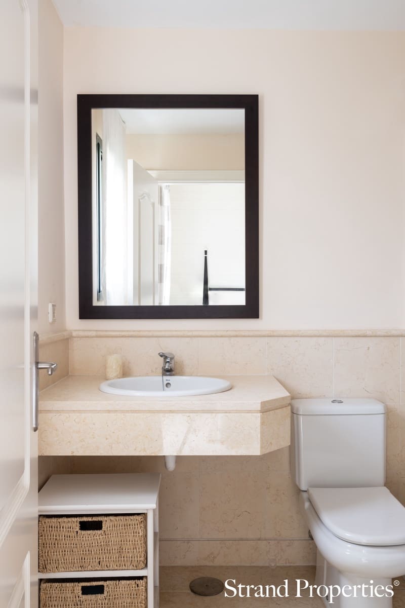 Apartamento de 4 habitaciones en Benahavís en venta con piscina - 1.490.000 € (Ref: 9877775)