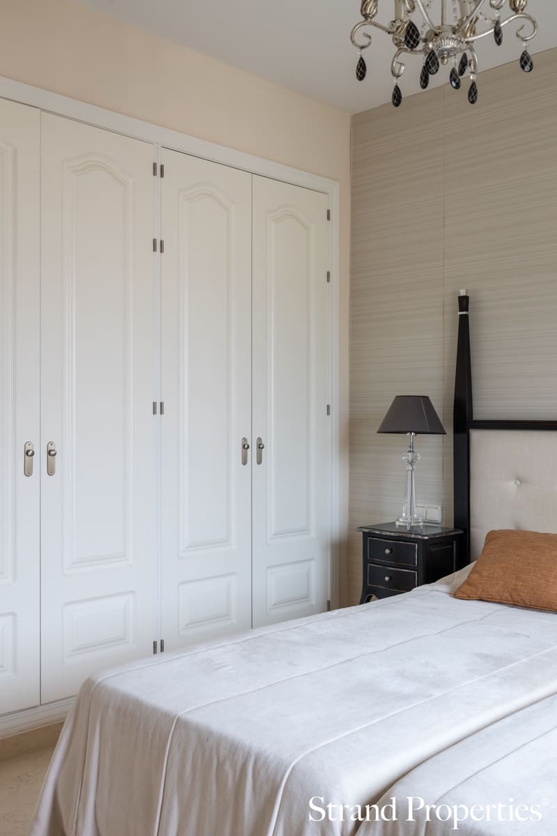 Apartamento de 4 habitaciones en Benahavís en venta con piscina - 1.490.000 € (Ref: 9877775)