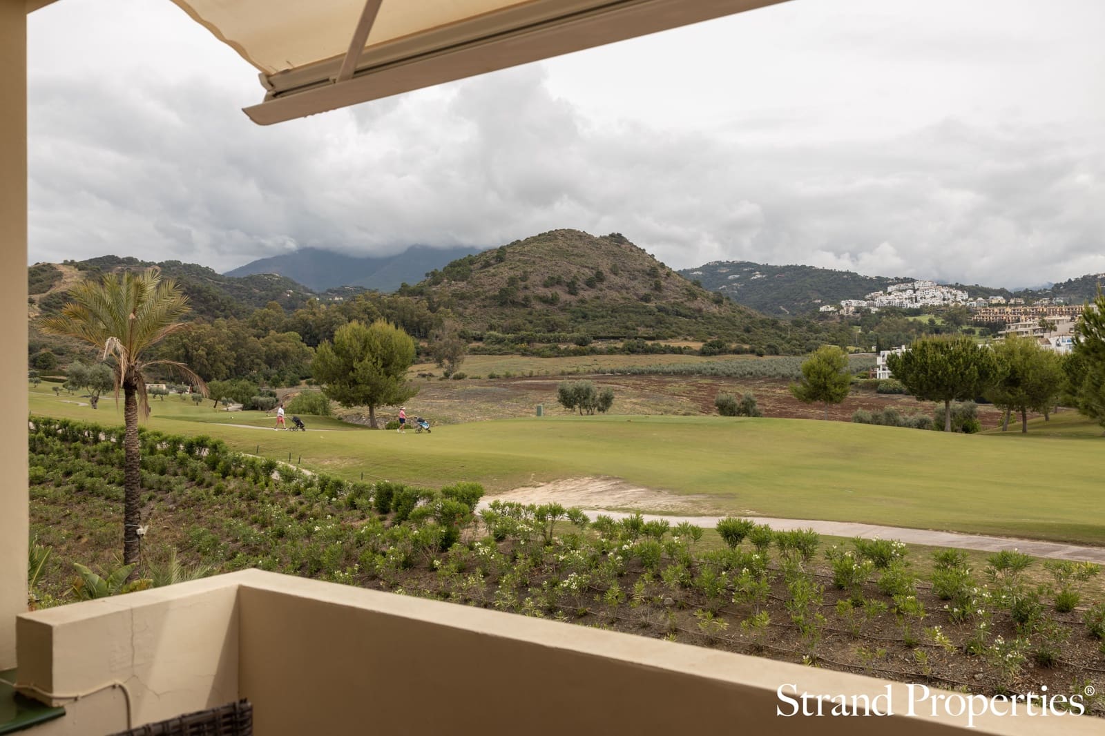 Apartamento de 4 habitaciones en Benahavís en venta con piscina - 1.490.000 € (Ref: 9877775)