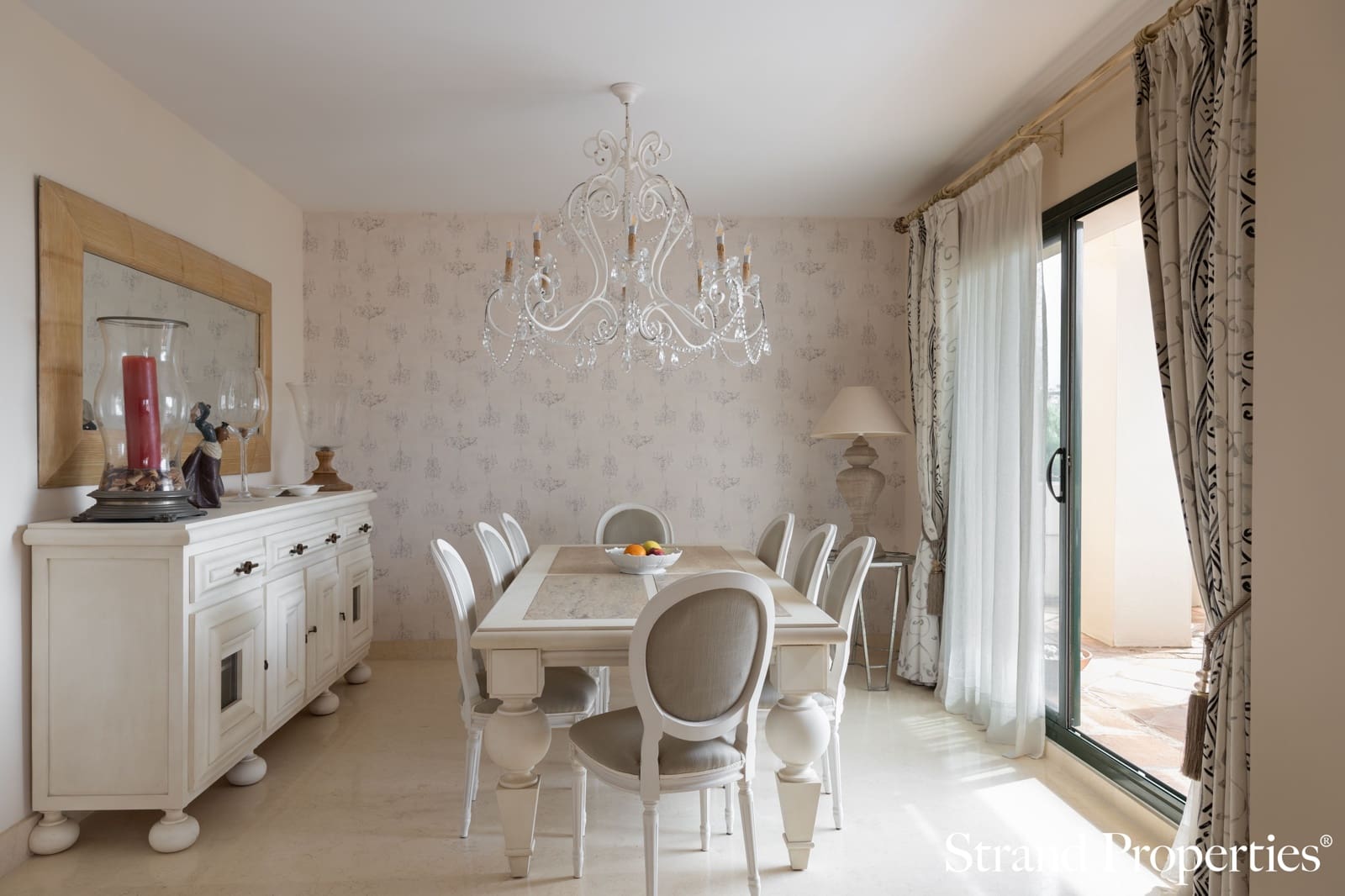 Apartamento de 4 habitaciones en Benahavís en venta con piscina - 1.490.000 € (Ref: 9877775)