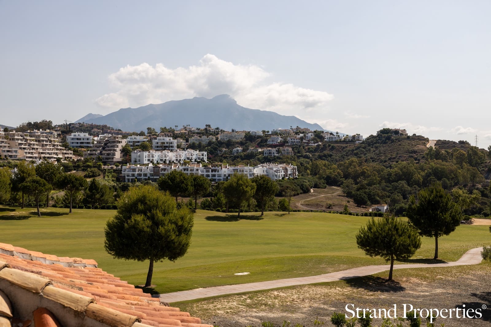 Apartamento de 4 habitaciones en Benahavís en venta con piscina - 1.490.000 € (Ref: 9877775)