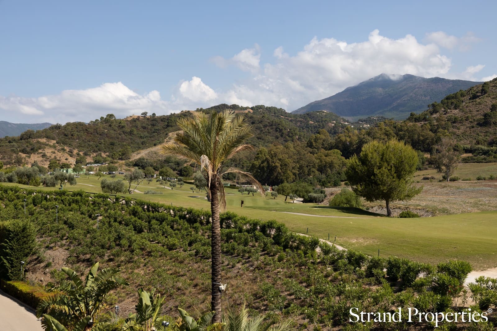 Apartamento de 4 habitaciones en Benahavís en venta con piscina - 1.490.000 € (Ref: 9877775)