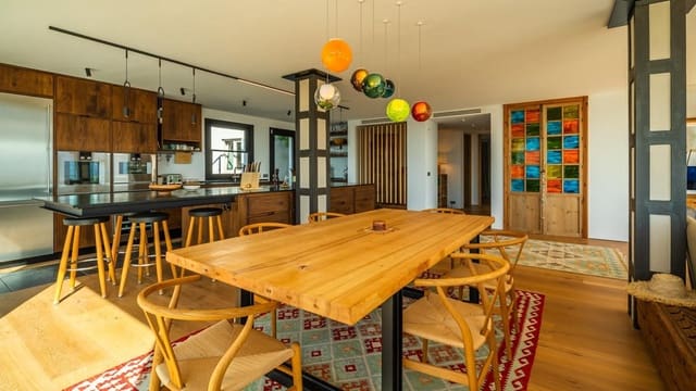 Chalet de 4 habitaciones en Tarifa en venta con piscina - 2.950.000 € (Ref: 9879716)