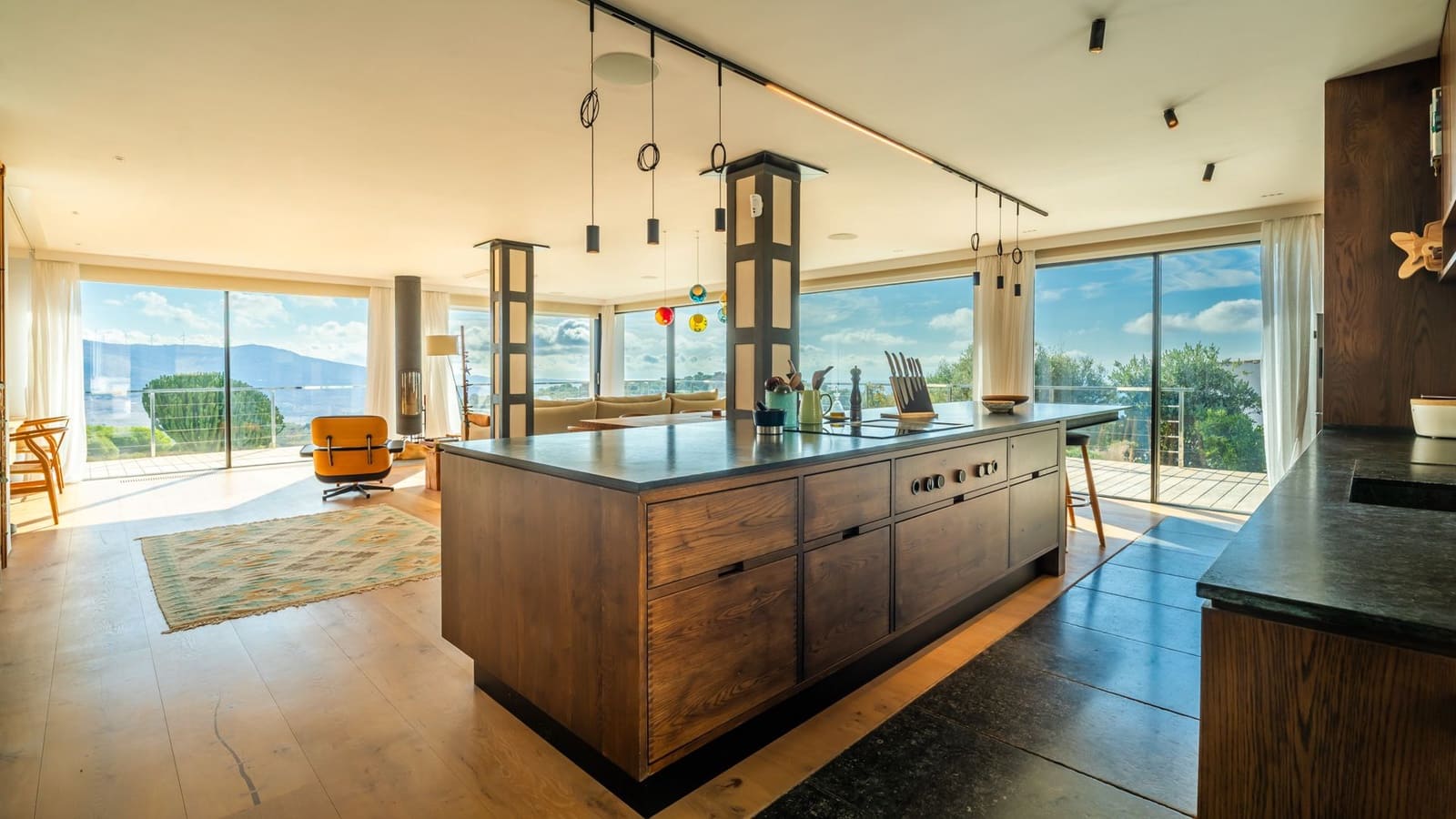 Chalet de 4 habitaciones en Tarifa en venta con piscina - 2.950.000 € (Ref: 9879716)