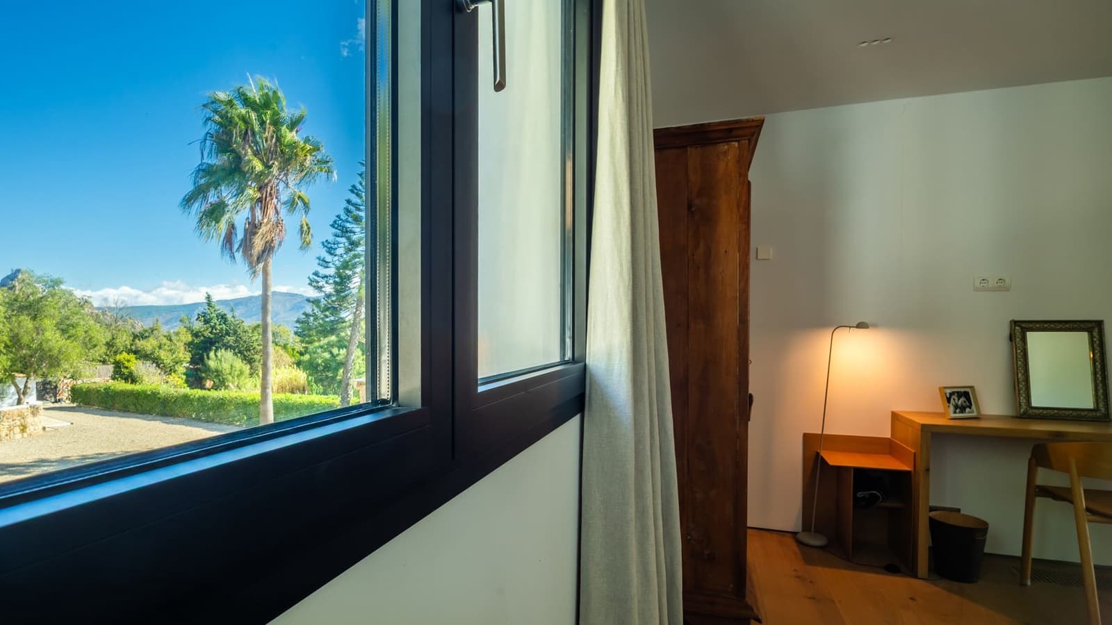 Chalet de 4 habitaciones en Tarifa en venta con piscina - 2.950.000 € (Ref: 9879716)
