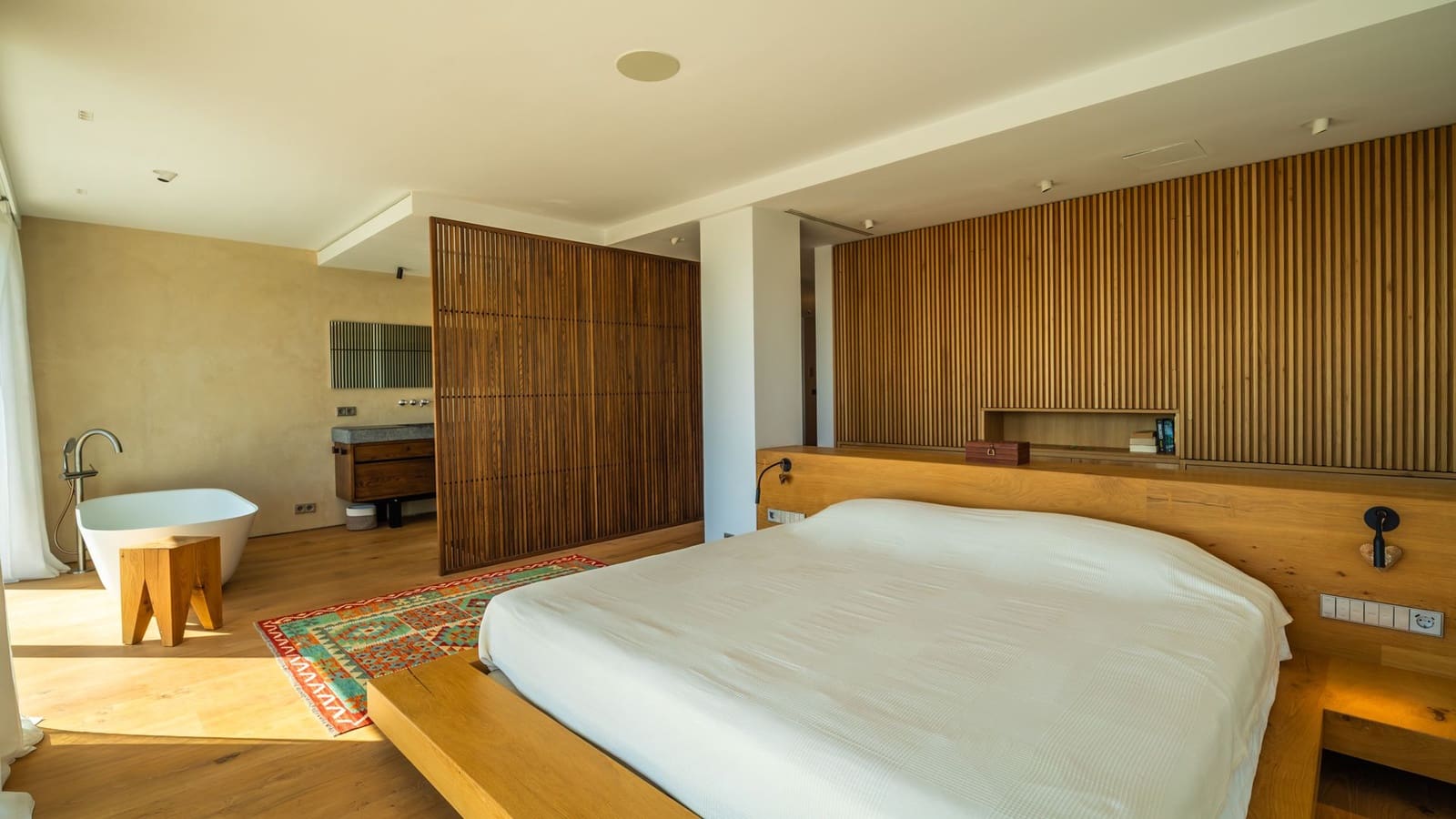 Chalet de 4 habitaciones en Tarifa en venta con piscina - 2.950.000 € (Ref: 9879716)
