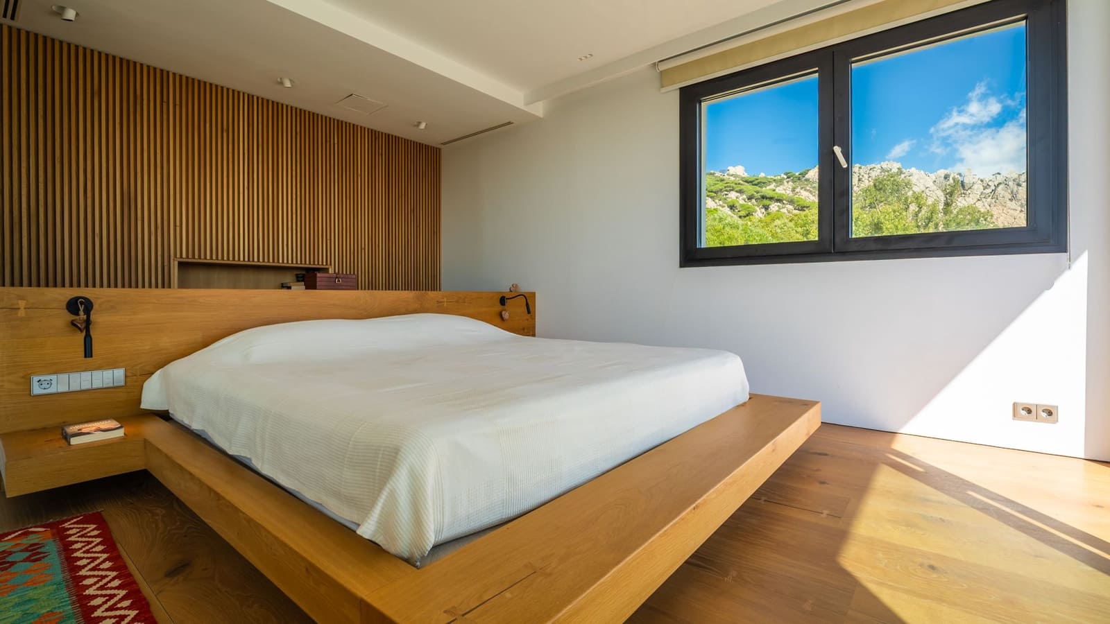 Chalet de 4 habitaciones en Tarifa en venta con piscina - 2.950.000 € (Ref: 9879716)