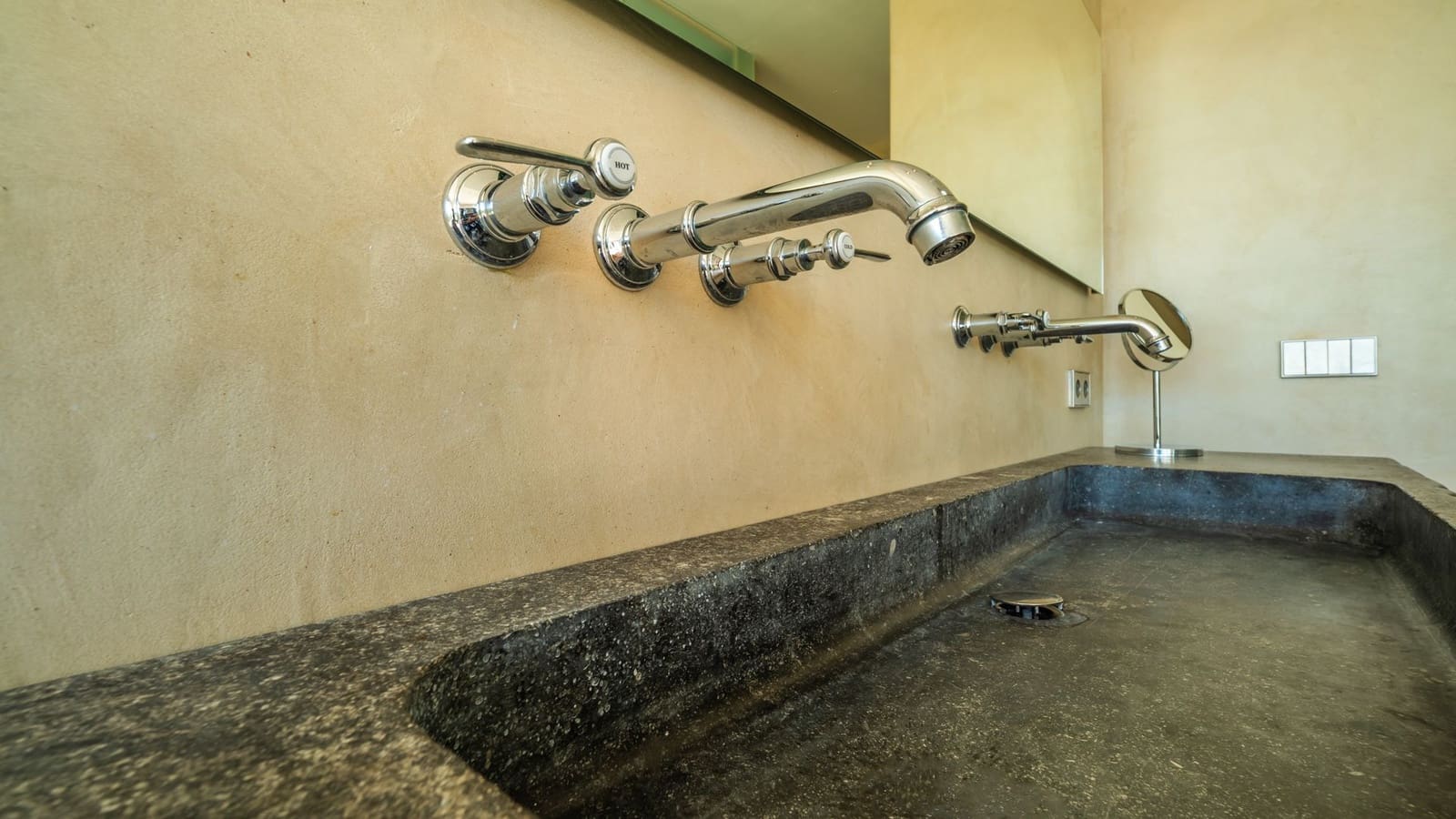 Chalet de 4 habitaciones en Tarifa en venta con piscina - 2.950.000 € (Ref: 9879716)