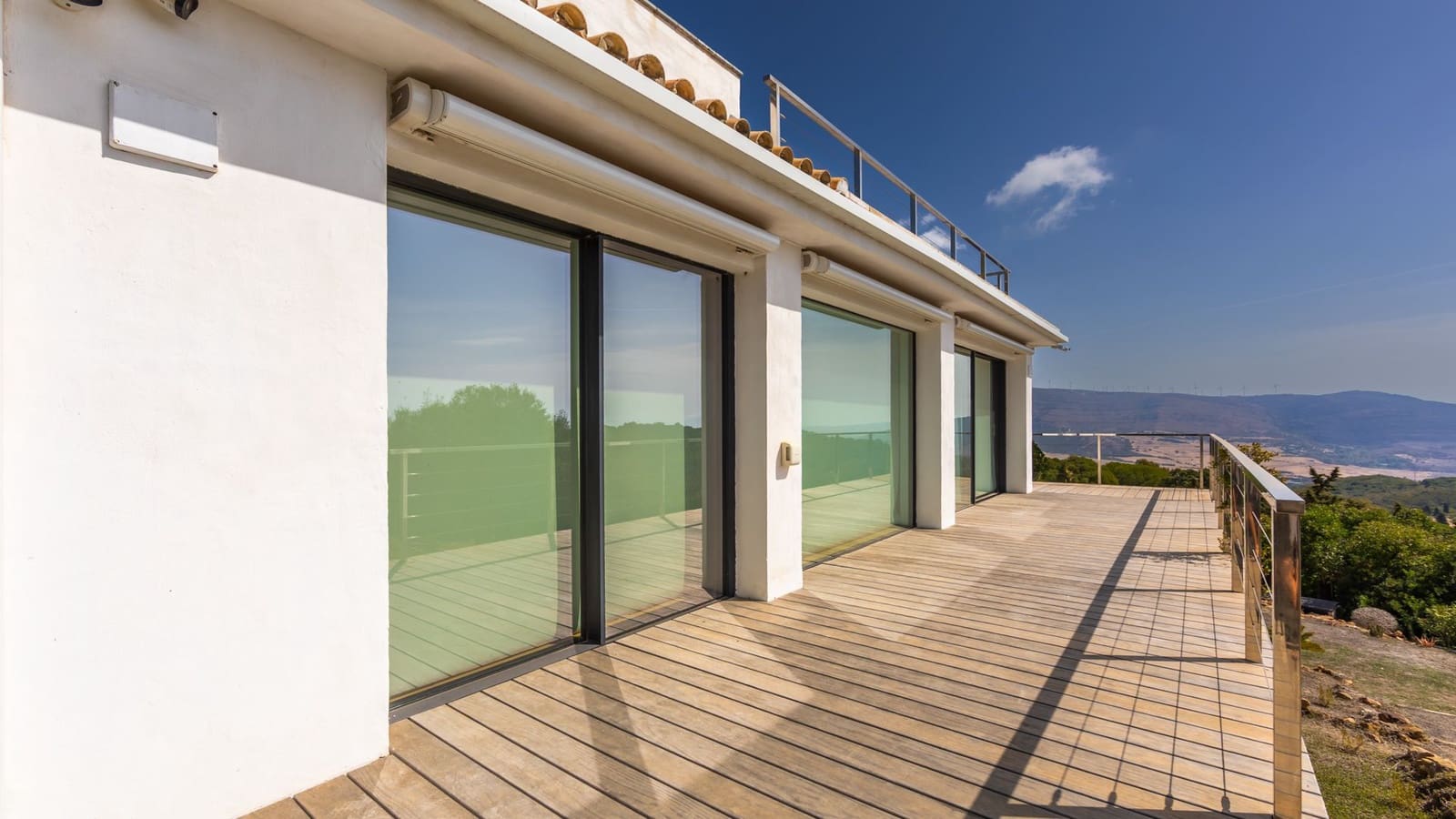 Chalet de 4 habitaciones en Tarifa en venta con piscina - 2.950.000 € (Ref: 9879716)