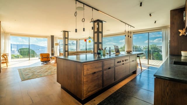 Chalet de 4 habitaciones en Tarifa en venta con piscina - 2.950.000 € (Ref: 9879716)