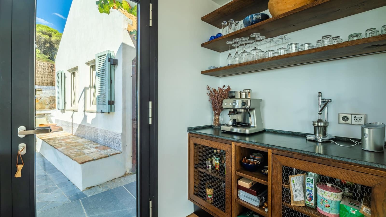 Chalet de 4 habitaciones en Tarifa en venta con piscina - 2.950.000 € (Ref: 9879716)
