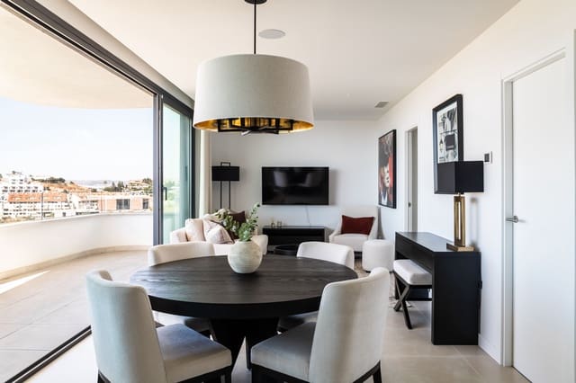 Apartamento de 2 habitaciones en El Higuerón, Fuengirola en venta con piscina garaje - 520.000 € (Ref: 9880300)