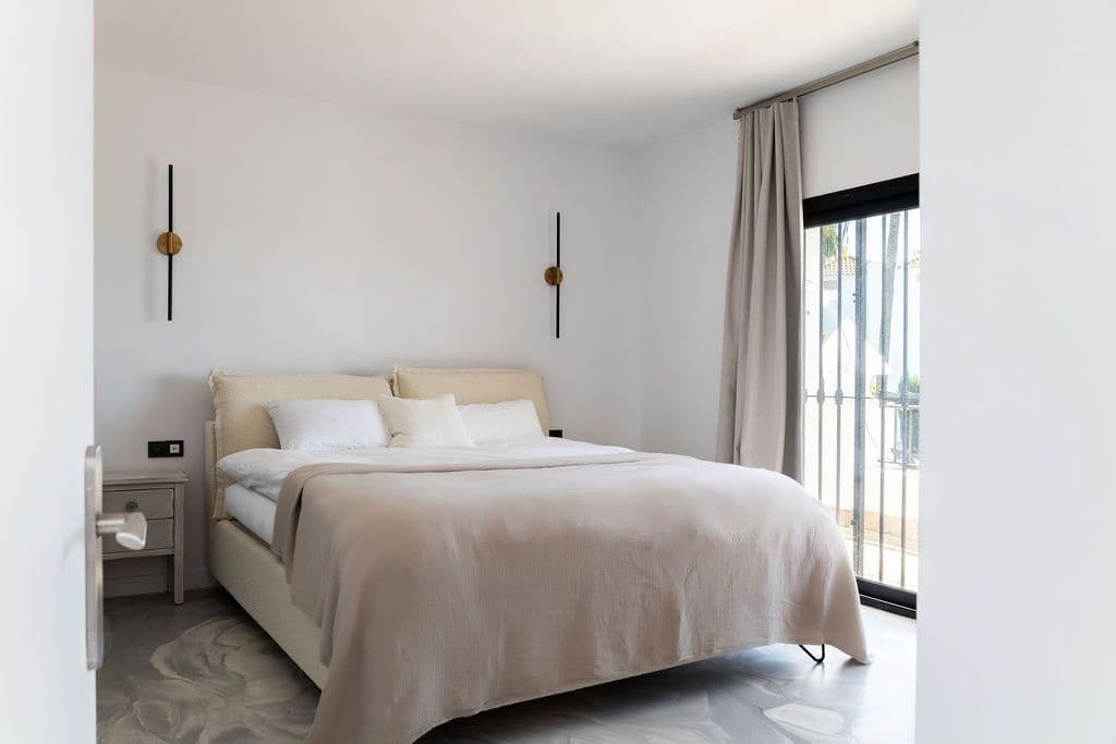 2 Zimmer Apartment zu verkaufen in Benahavis mit Pool - 439.000 € (Ref: 9880342)