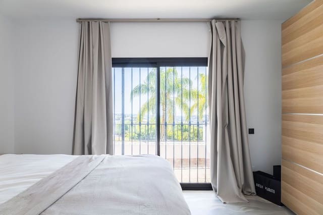 2 Zimmer Apartment zu verkaufen in La Quinta, Benahavís mit Pool - 439.000 € (Ref: 9880342)