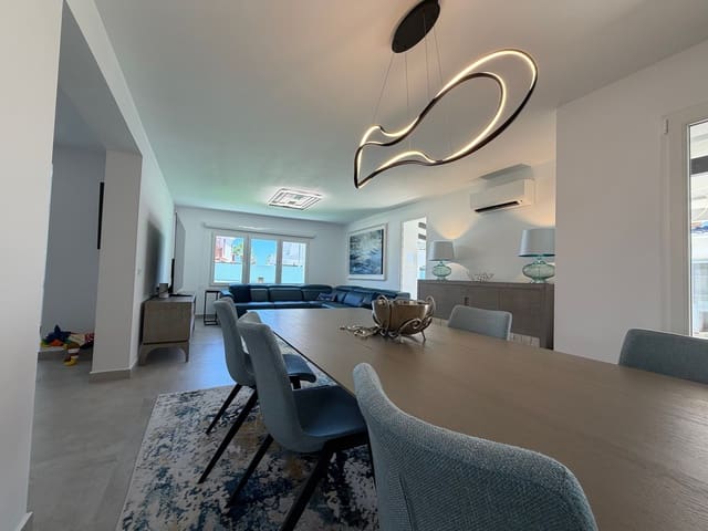4 sypialnia Willa na sprzedaż w La Capellanía - El Higuerón, Benalmádena - 1 190 000 € (Ref: 9889521)