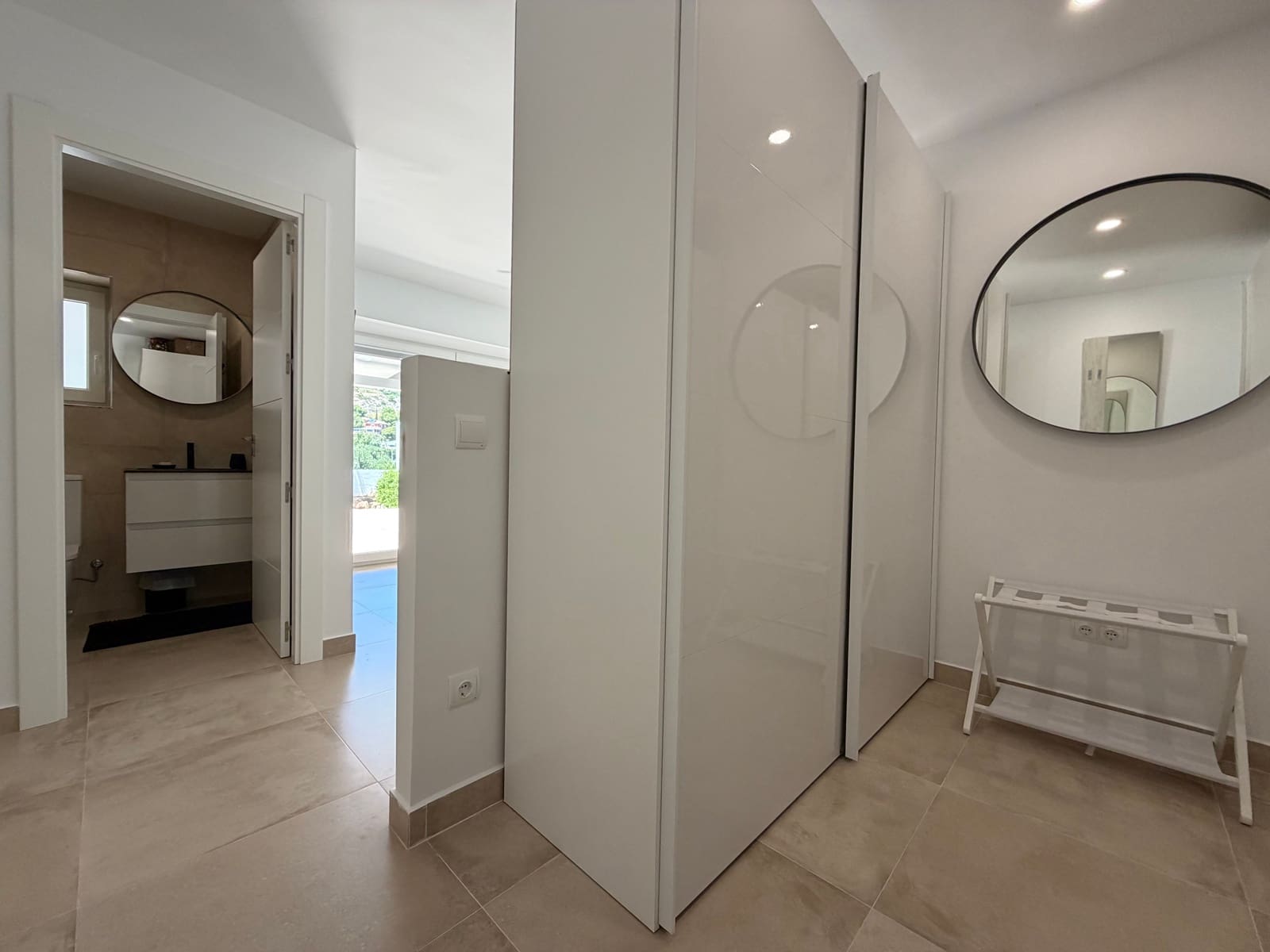 Chalet de 4 habitaciones en Benalmádena en venta - 1.190.000 € (Ref: 9889521)