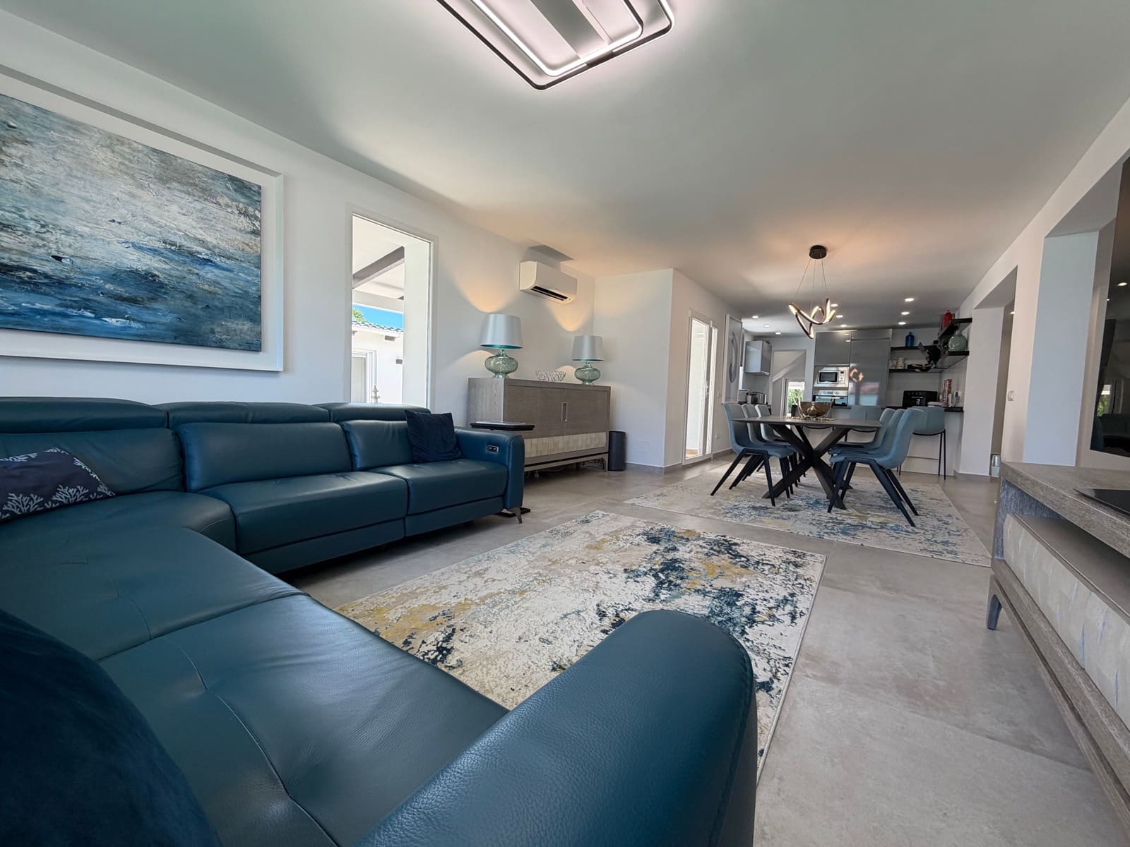 Chalet de 4 habitaciones en Benalmádena en venta - 1.190.000 € (Ref: 9889521)